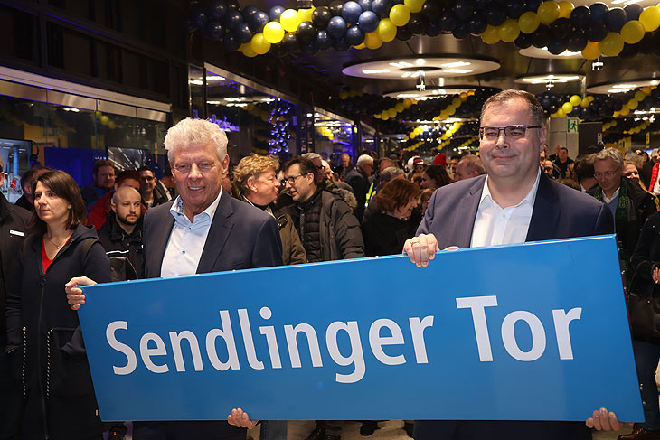 Oberbürgermeister Dieter Reiter und MVG-Chef Ingo Wortmann (l.) bei der Eröffnung des neuen Sperrengeschoß im U-Bahnhof Sendlinger Tor (©Foto: Martin Schmitz)